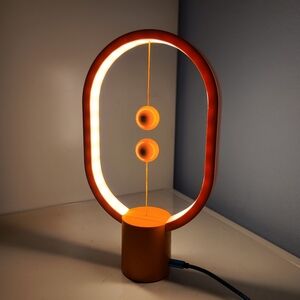 Design Nest Heng Magnetic Balance Lamp